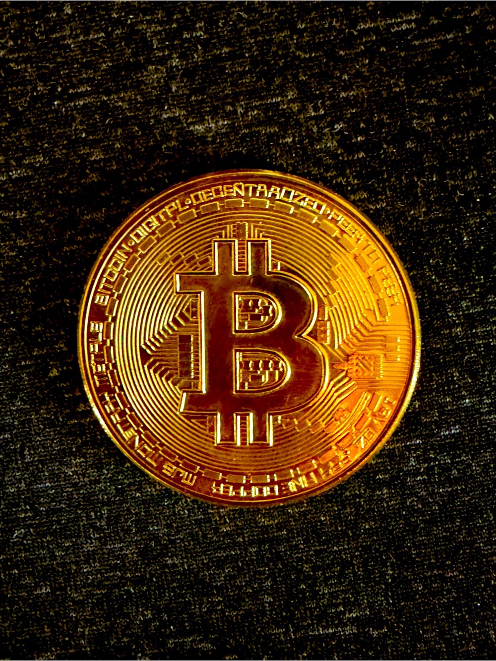 & Other Stories Gold Bitcoin Coin